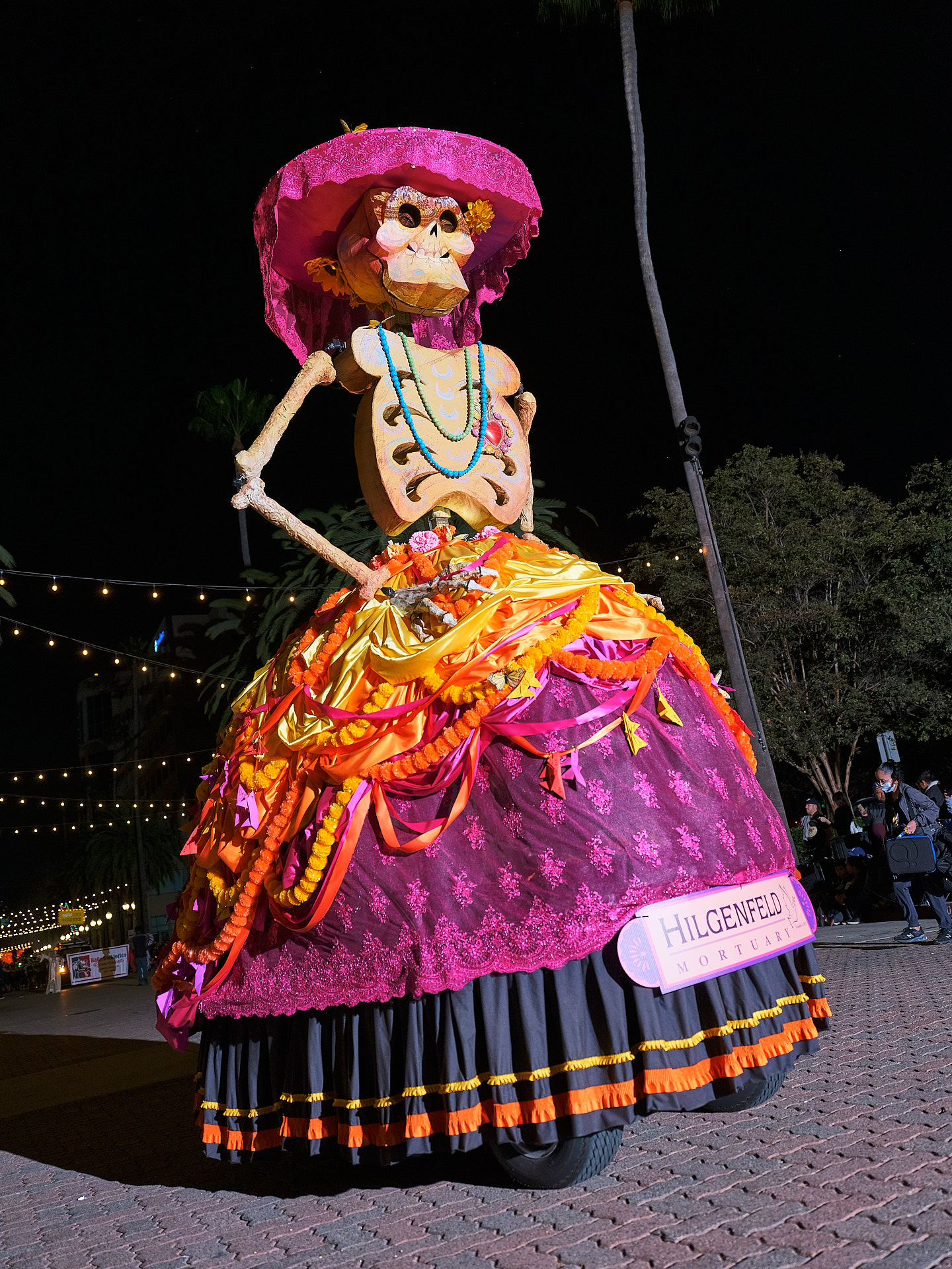 The Bisabuela (Grandmother) float drives down the parade route.